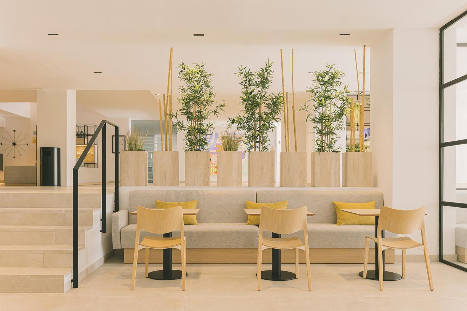 Aparthotel Novo Mar Peguera Esterno foto